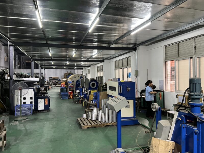 금속 시트 및 스탬핑